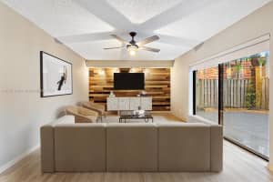 9905 NW 6th Pl, Plantation, FL 33324, Sold 12/18/24