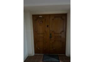 1300 SW 122nd Ave Apt 107-2, Miami, FL 33184, Sold 12/04/24