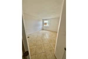 6288 NW 186th St, Hialeah, FL 33015, Sold 10/16/24