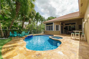 1000 Highland Meadows Dr, Weston, FL 33327, Sold 12/02/24