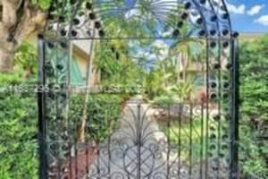 30 Almeria Ave, Coral Gables, FL 33134, Sold 01/24/25