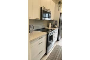 8039 NW 104th Ave, Doral, FL 33178, Sold 09/26/24