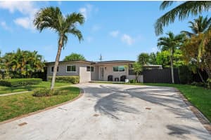 5830 NW 118th St, Hialeah, FL 33012, Sold 11/01/24