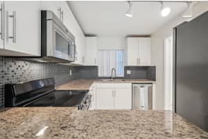 9451 Evergreen Pl APT 102, Davie, FL 33324, Sold 12/31/24