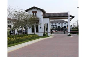 10600 NW 88th St APT 210, Doral, FL 33178, Sold 12/10/24