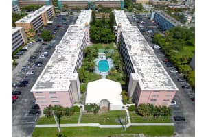 200 Ne 12th Ave 3a Hallandale Beach, FL 33009 - MLS#A11637792