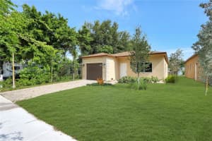 2331 Raleigh St, Hollywood, FL 33020, Sold 12/17/24