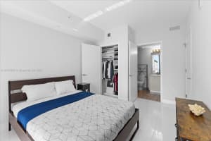 1010 Brickell Ave Unit 1602, Miami, FL 33131, Sold 11/04/24