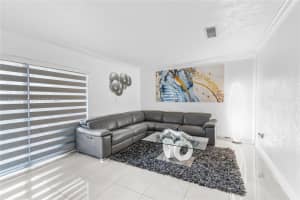 9371 Fontainebleau Blvd, Miami, FL 33172, Sold 10/04/24