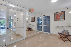 1345 Lincoln Rd, Miami Beach, FL 33139, Sold 11/15/24