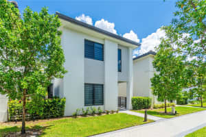 4368 NW 80th Ave, Miami, FL 33166, Sold 01/10/25