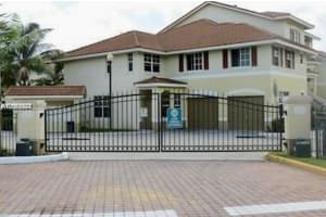 8940 NE 8th Ave, Miami Shores, FL 33138, Sold 09/26/24