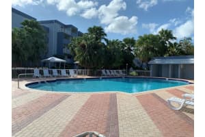9357 Fontainebleau Blvd, Miami, FL 33172, Sold 12/27/24