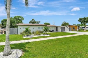 1613 Nw 11th Ave Fort Lauderdale, FL 33311 - MLS#A11638295