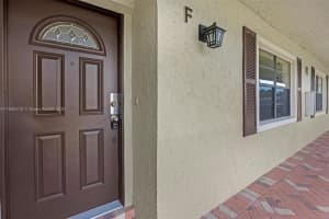 47 Stratford Ln W, Boynton Beach, FL 33436, Sold 04/04/25