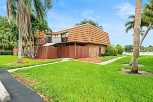 11871 SW 12th Pl, Davie, FL 33325, Sold 10/07/24