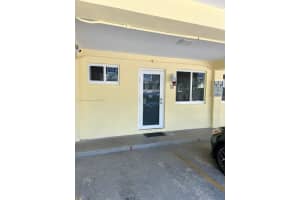 820 3rd St APT 3, Miami Beach, FL 33139, Sold 03/27/25