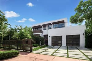 4489 N Michigan Ave, Miami Beach, FL 33140, Sold 10/30/24