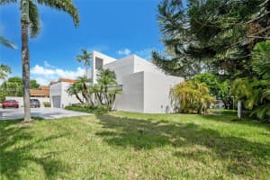 7301 Miller Dr, Miami, FL 33155, Sold 11/27/24