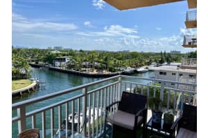 2450 NE 135th St, North Miami, FL 33181, Sold 10/03/24