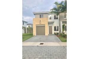 17701 SW 150th Ct, Miami, FL 33187, Sold 10/24/24