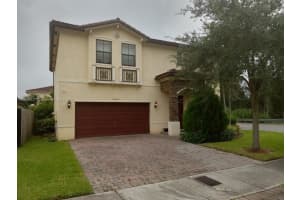16672 SW 43rd Ln, Miami, FL 33185, Sold 12/06/24