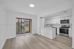 8401 SW 107th Ave APT 132E, Miami, FL 33173, Sold 03/28/25