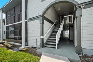 468 Ne 206th Ln 105, Miami