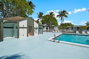 468 Ne 206th Ln 105 Miami, FL 33179 - MLS#A11638916