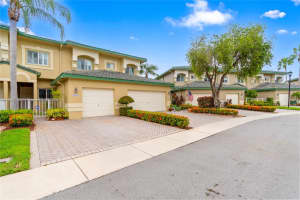 7910 Exeter Blvd E, Tamarac, FL 33321, Sold 12/31/24
