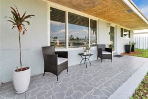 9081 NW 25th St, Sunrise, FL 33322, Sold 09/30/24
