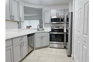 3461 NW 44th St APT 106, Lauderdale Lakes, FL 33309, Sold 12/23/24