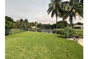 8649 SW 51st St, Cooper City, FL 33328, Sold 10/02/24