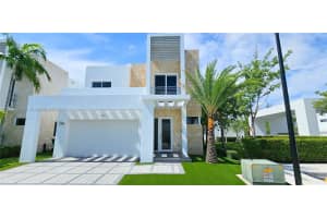 10311 NW 68th St, Doral, FL 33178, Sold 11/25/24