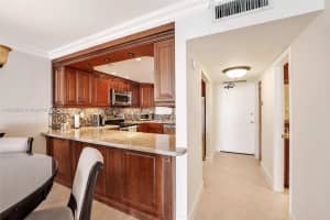 400 S Surf Rd, Hollywood, FL 33019, Sold 10/10/24