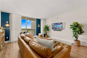 9055 SW 73rd Ct APT 1706, Miami, FL 33156, Sold 10/25/24