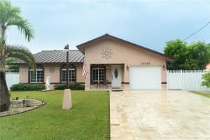 10055 NW 26th St, Doral, FL 33172, Sold 10/02/24