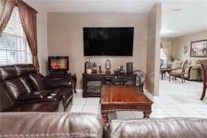 10055 NW 26th St, Doral, FL 33172, Sold 10/02/24