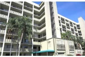 2205 S Cypress Bend Dr APT 203, Pompano Beach, FL 33069, Sold 04/25/25