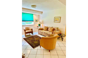 7522 Granville Dr, Tamarac, FL 33321, Sold 09/25/24