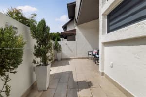 7125 SW 111th Ct, Miami, FL 33173, Sold 10/17/24