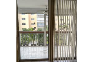 420 NE 12th Ave, Hallandale Beach, FL 33009, Sold 07/28/25