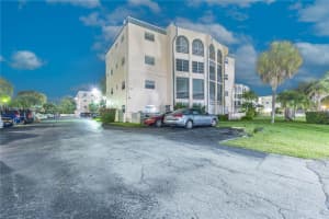 4281 NW 41st St, Lauderdale Lakes, FL 33319, Sold 12/12/24