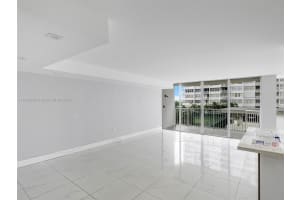 18051 Biscayne Blvd, Aventura, FL 33160, Sold 12/06/24