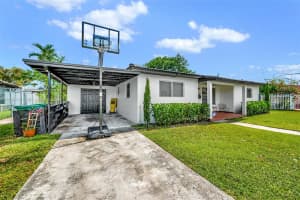 8520 SW 42nd St, Miami, FL 33155, Sold 09/16/24
