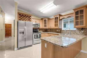 7527 W 33rd Ln, Hialeah, FL 33018, Sold 09/24/24