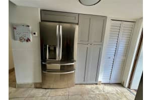 4700 Washington St APT 209, Hollywood, FL 33021, Sold 12/27/24