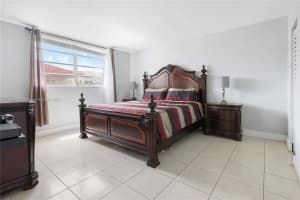 6200 NW 62nd St APT 111, Tamarac, FL 33319, Sold 05/05/25