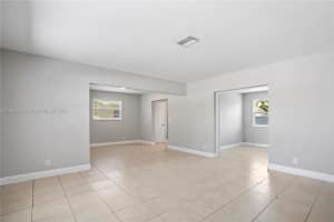 3198 NW 43rd St, Lauderdale Lakes, FL 33309, Sold 12/03/24