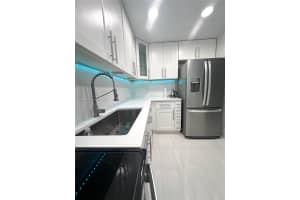 7300 NW 17th St APT 412, Plantation, FL 33313, Sold 11/27/24